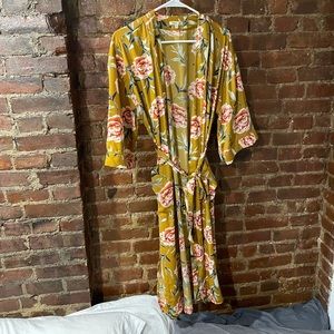 Floral silk kimono robe